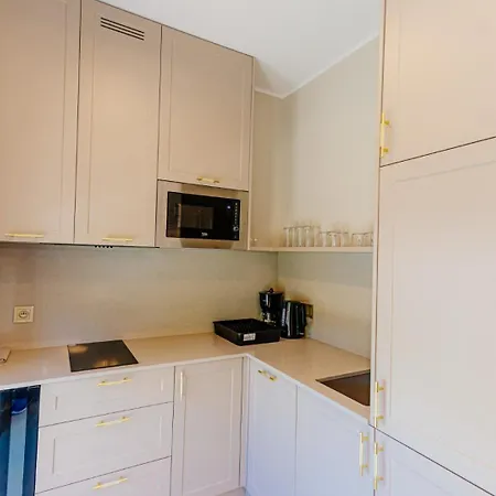 Hevenia 18 Apartamento
